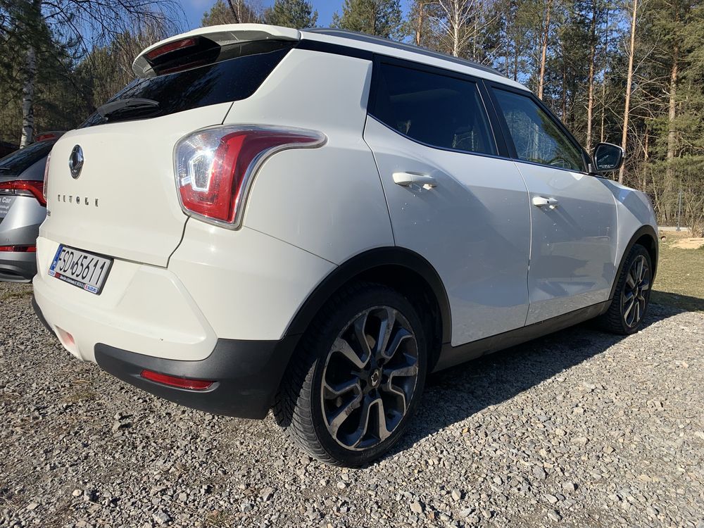 Ssangyong Tivoli 1.6i full opcja do naprawy