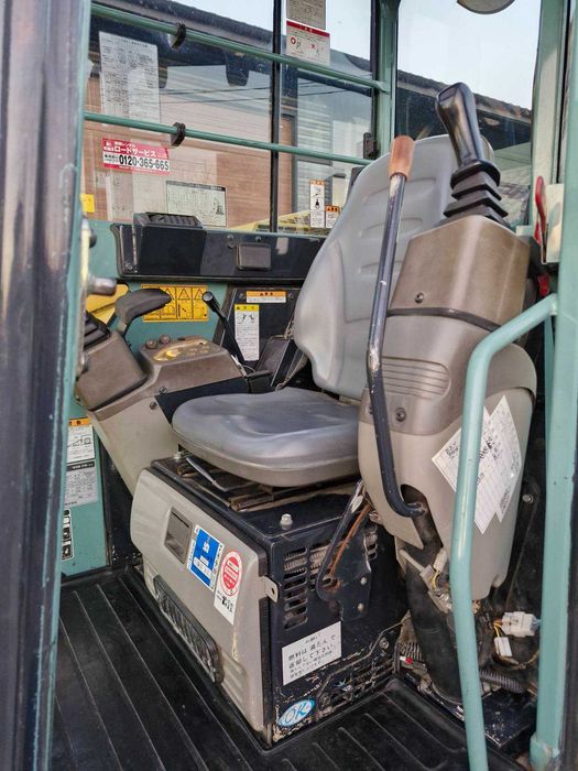 екскаватор гусеничний yanmar vio 70