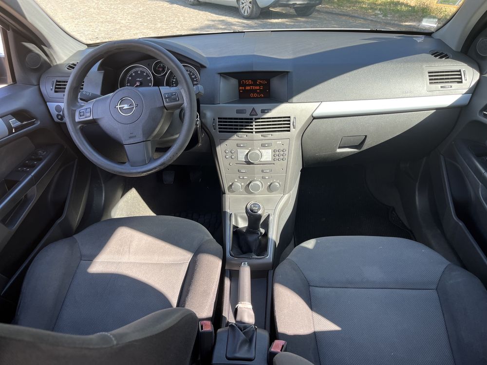 Opel Astra H 2006 1.4 16V 180.000kms!!!