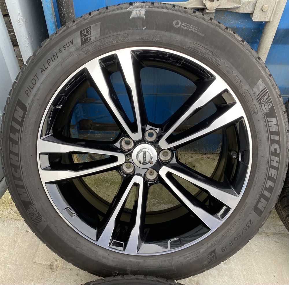 Felgi aluminiowe 19'' Volvo XC40 V90 CC R-Design XC60 S60 V60 S90 V90