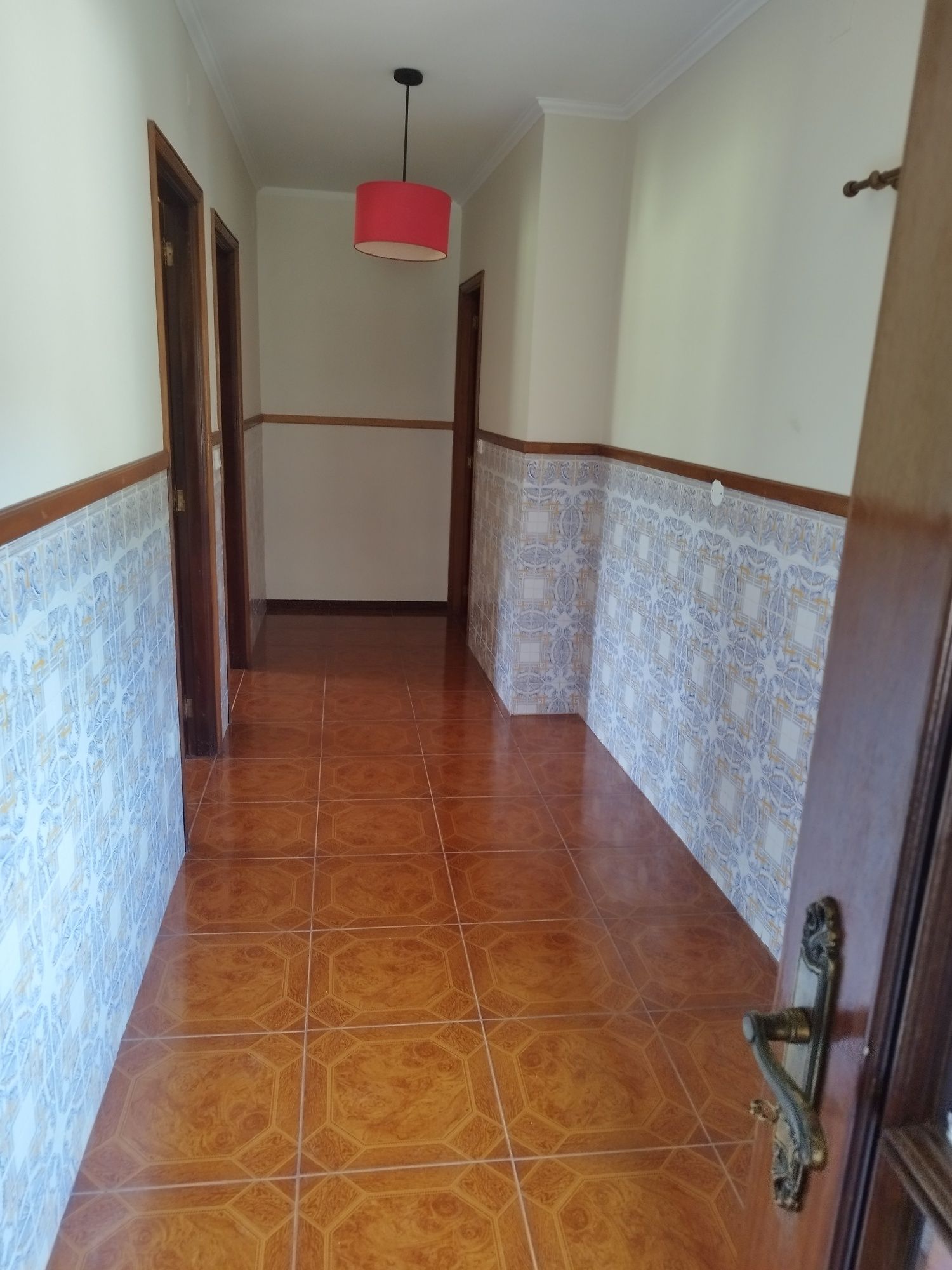Arrendo T3 em Gonça
