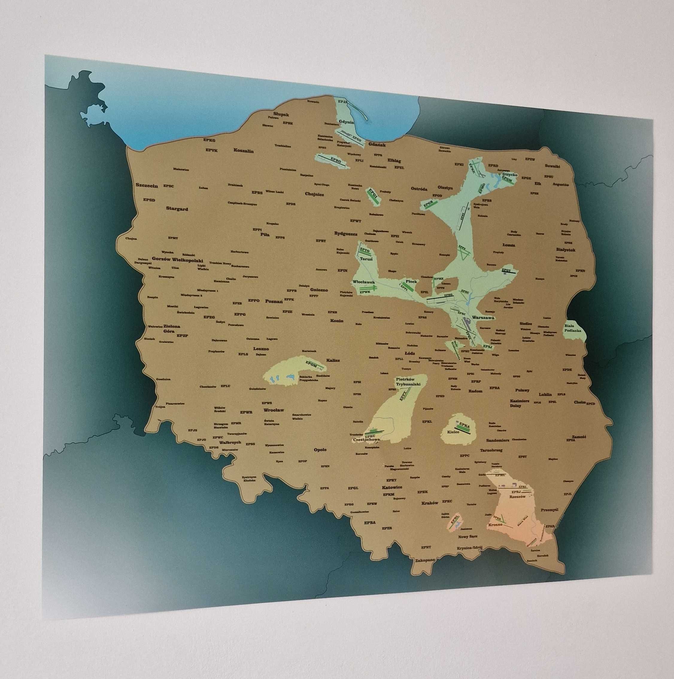 Lotnicza mapa zdrapka /// prezent dla pilota