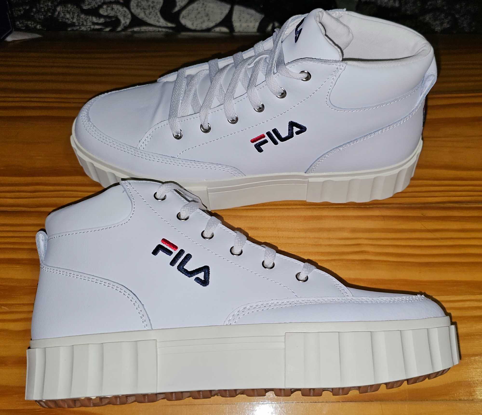 Tênis Fila Novos Pele