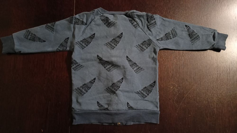 Bluza cienka rozpinana bez kaptura rozm. 92-98