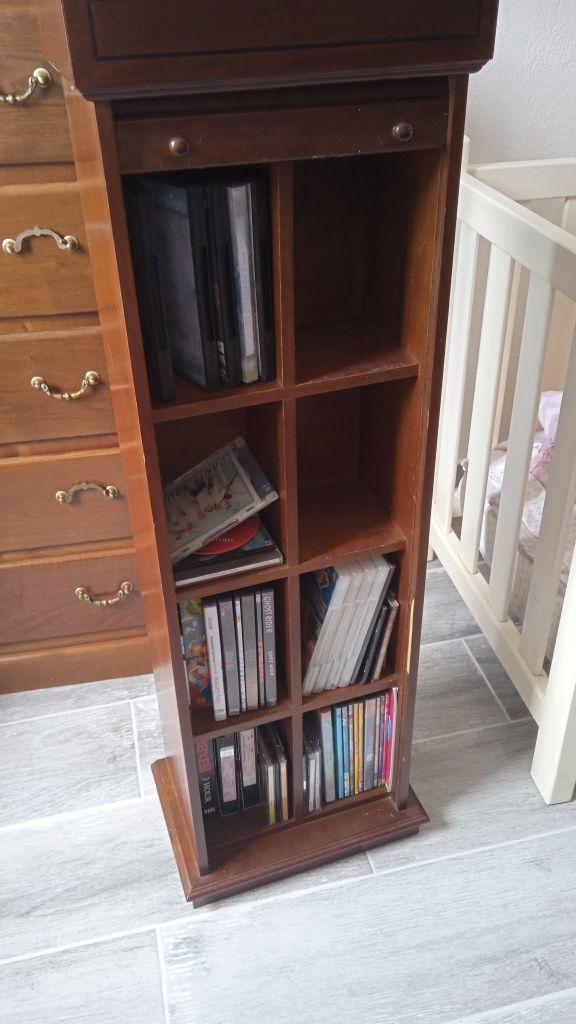 Estante CD,  livros