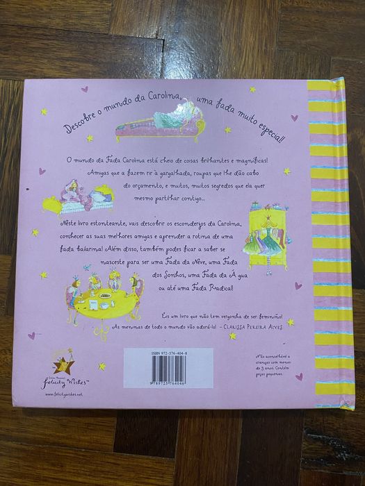 Livro “O mundo da fada Carolina “
