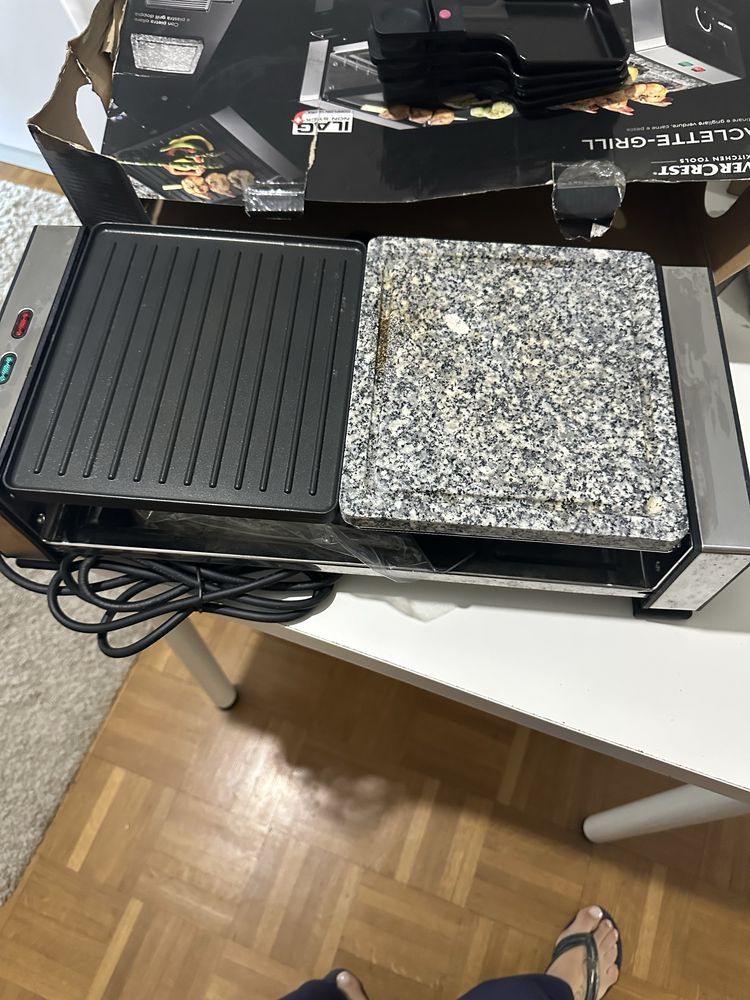 Grelhador eletrico com pedra