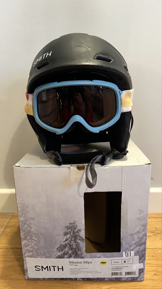 Kask narciarski 51-55cm SMITH + gogle SMITH