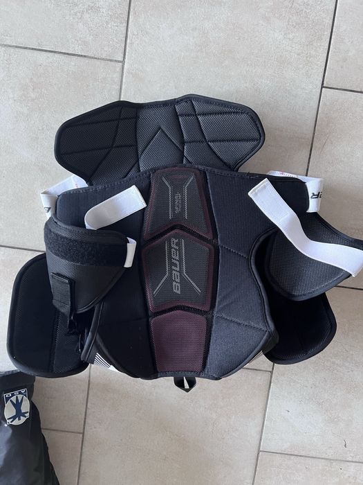 Naramienniki hokejowe Bauer NSX