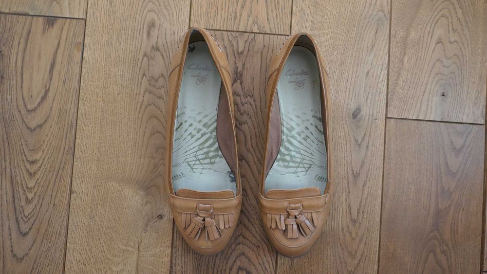 Туфлі лофери жіночі Clarks лоферы женские, 7UK 26см