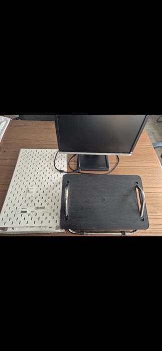 Kit Escritório – Monitor + Suporte IKEA Skådis + Descanso para Pés