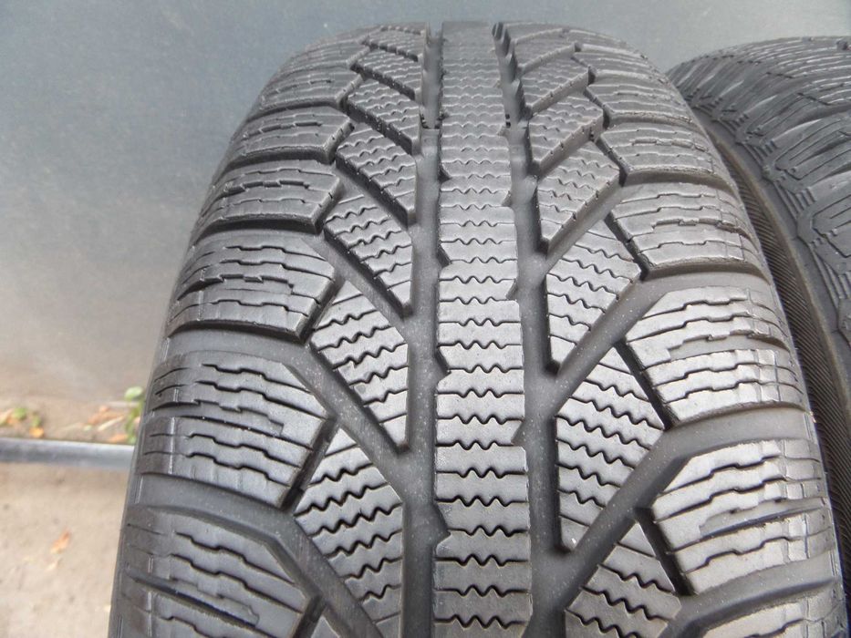 21. Opony zima 195/65/15