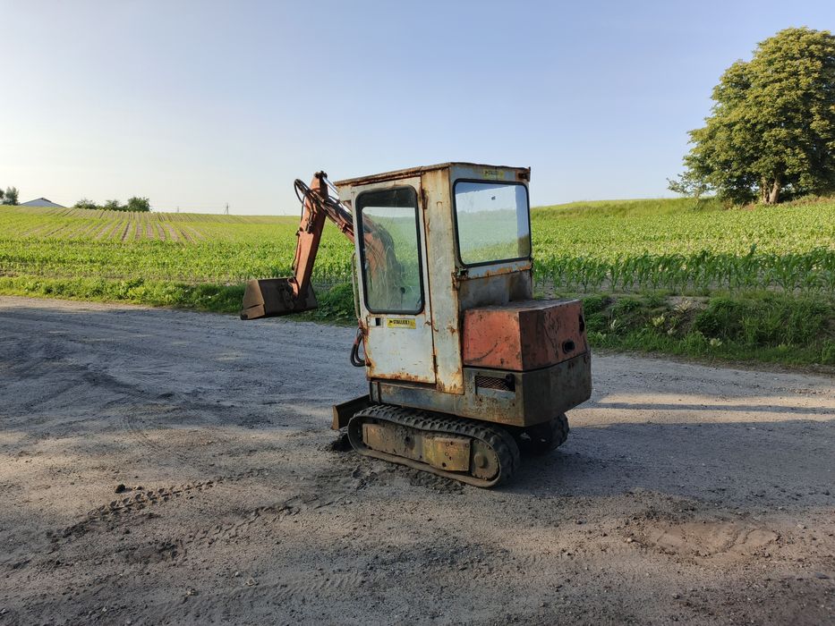 Minikoparka PEL-JOB EB 12 silnik YANMAR 3 cylindry