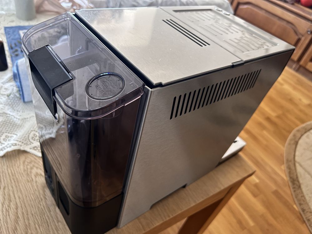 Кавоварка Delonghi PrimaDonna XS Deluxe (ETAM 36.365.M)