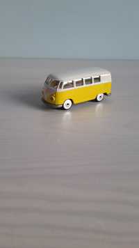 Majorette VW T1 w skali 1:59 resorak