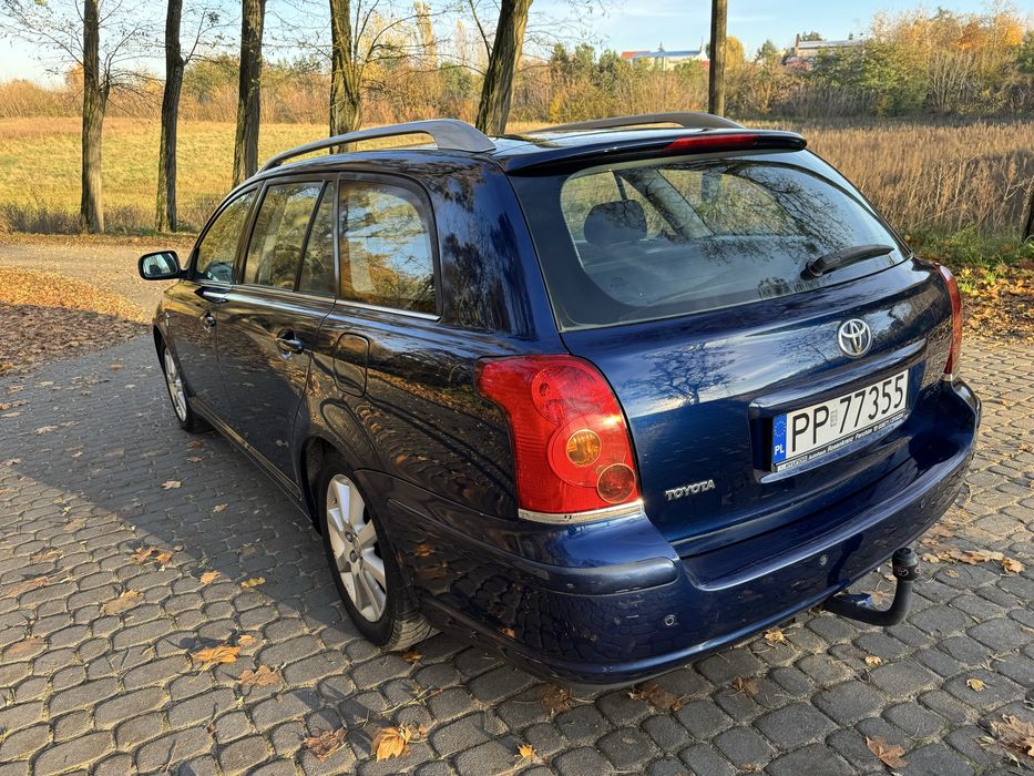 Toyota avensis kombi 2.0 d bdb stan org lakier