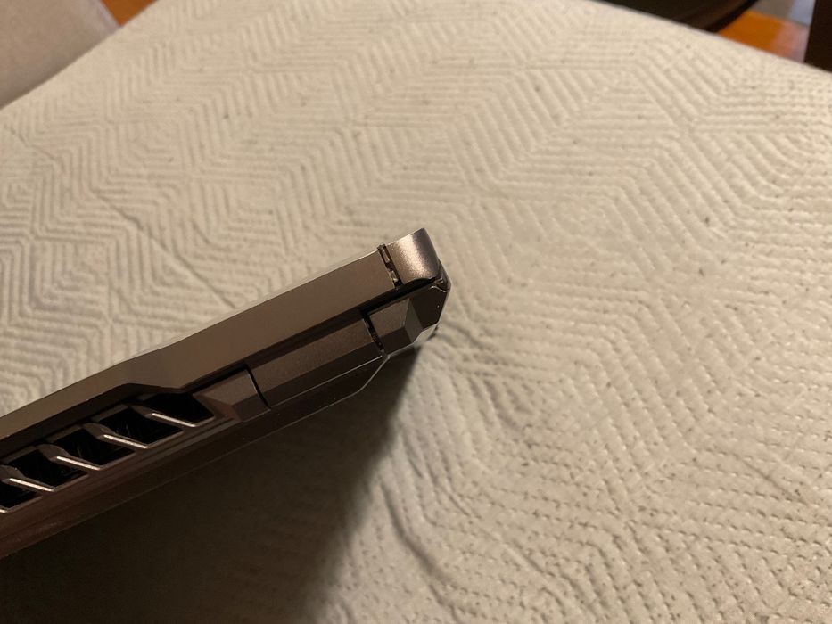 Laptop Asus ROG Zephyrus G15 GA503Q