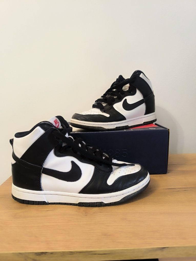 Nike Dunk High Panda