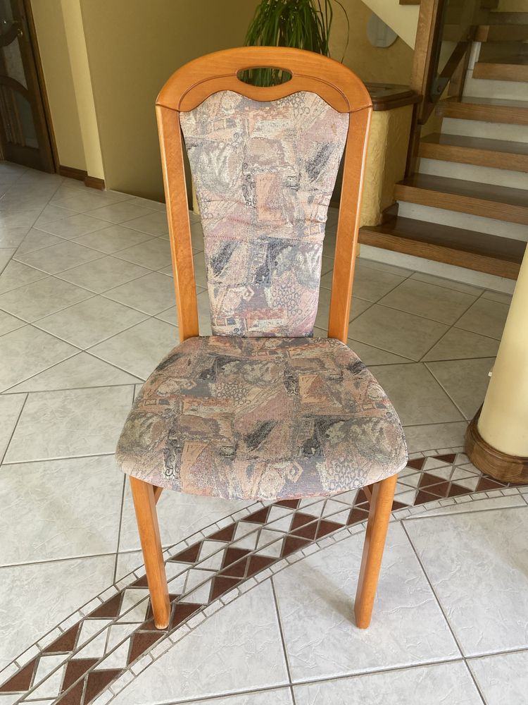 Stół rozkładany + 6 krzeseł