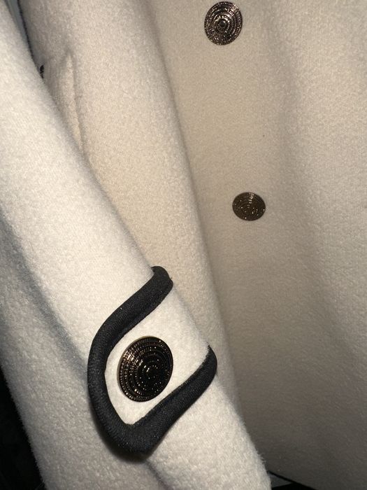 Пальто, дуже стильне та тепле