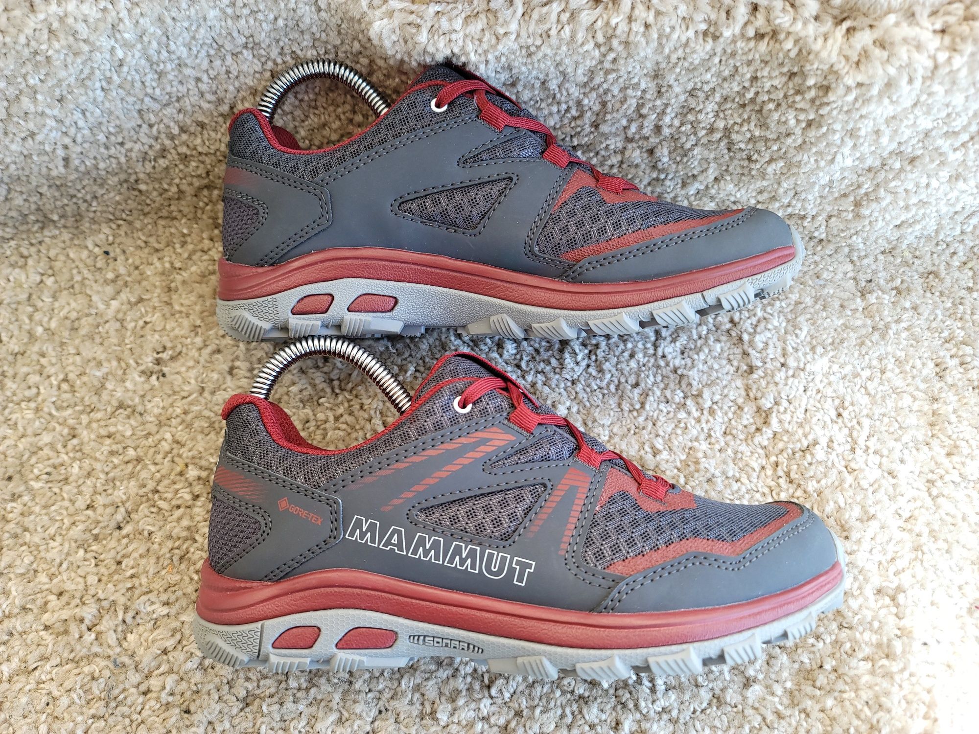 SALOMON, MAMMUT р 38 Швейцария Оригинал! Трекинговые кроссовки