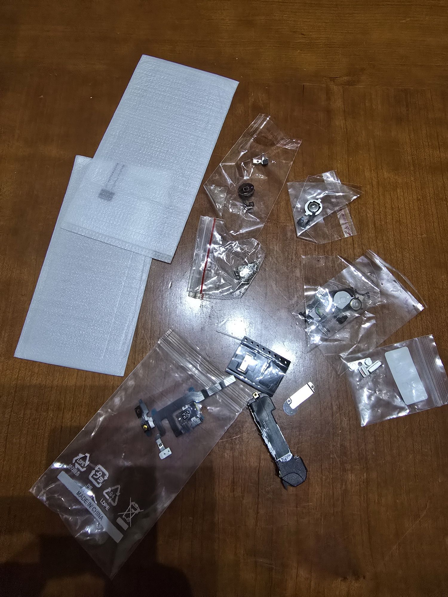 Iphone 4 e 4s para peças