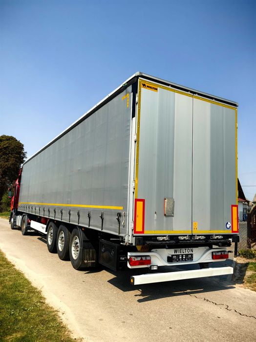 Naczepa Wielton  NS3K  firanka -mały przebieg