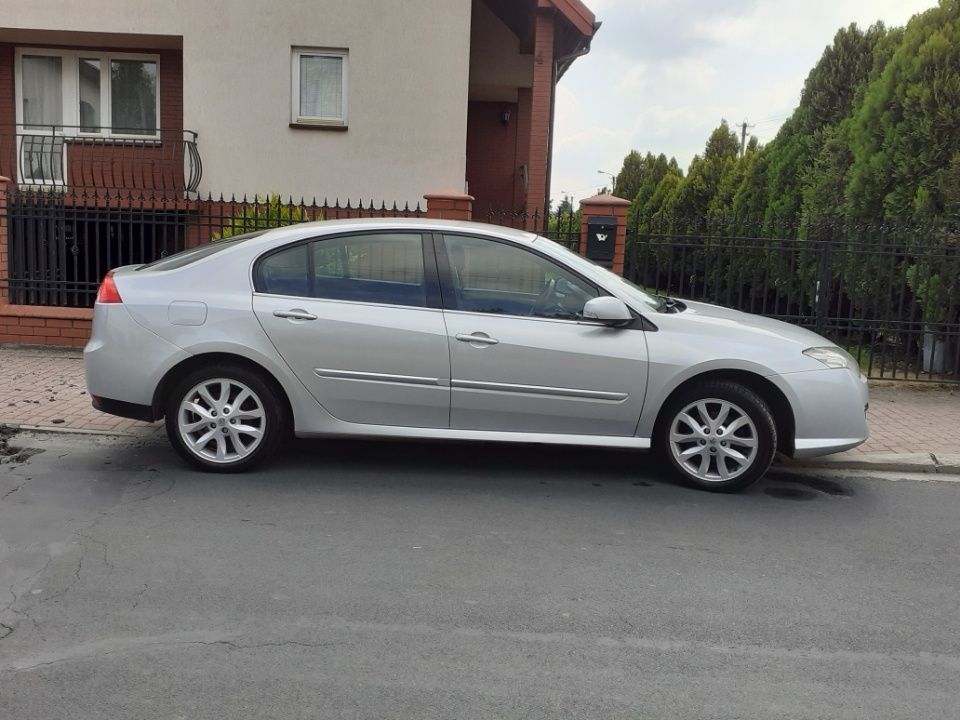 Renault laguna 3 2.0 benzyna salon PL