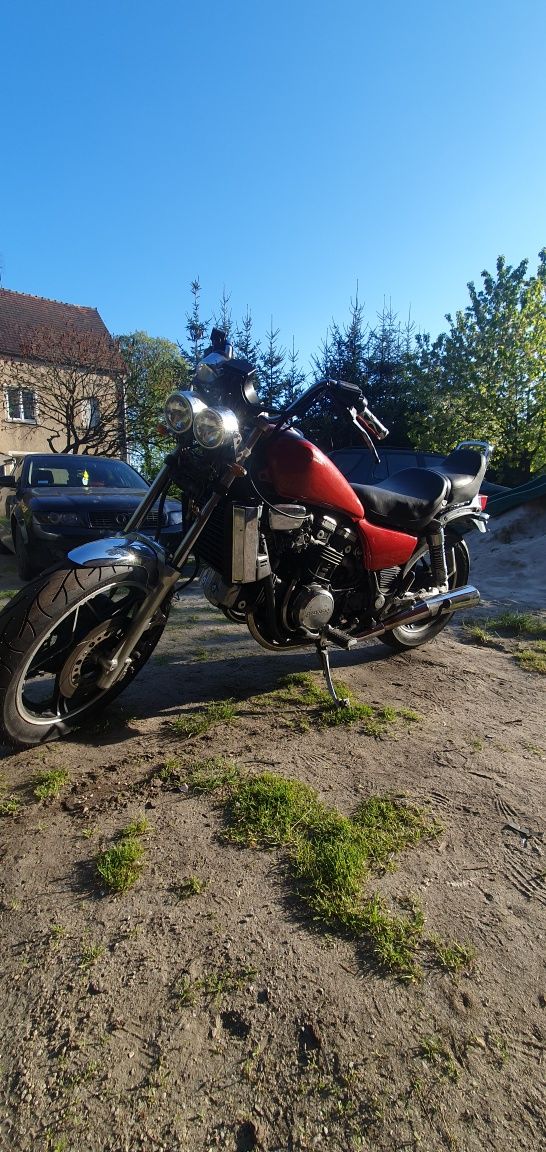 Honda vf 750 magna V4