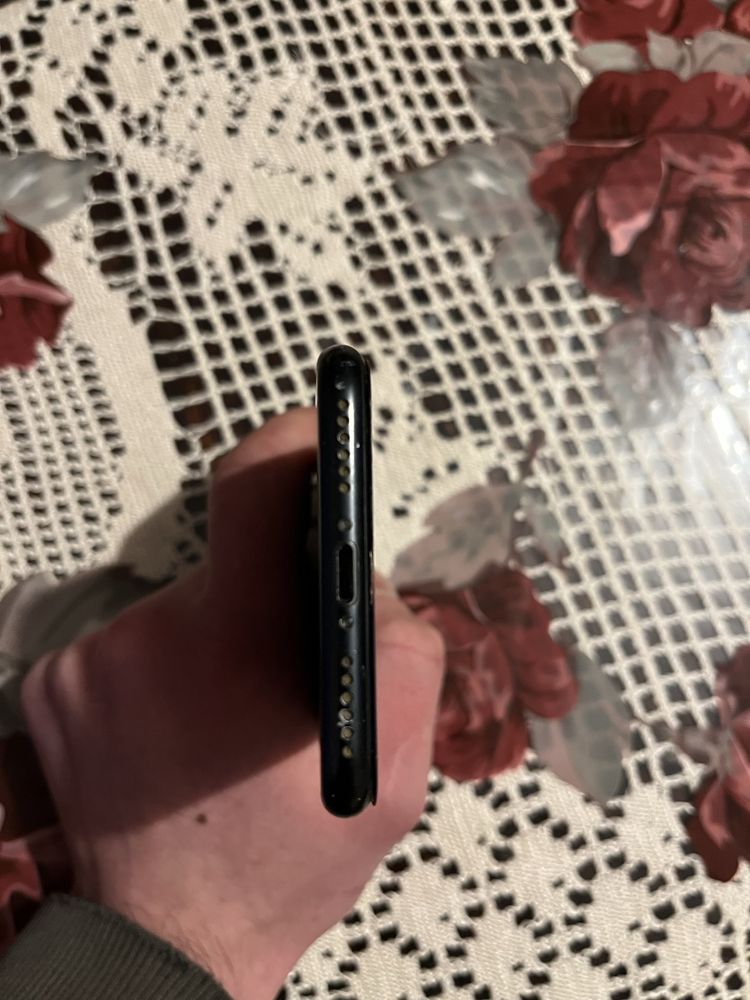 ТЕРМІНОВИЙ ПРОДАЖ! Два смартфони Iphone 7 та lg g3s