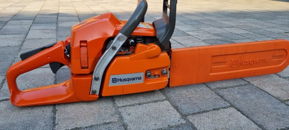 Sprzedam profesjonalną piłę husqvarna 353  Moc 3.3 KM super stan