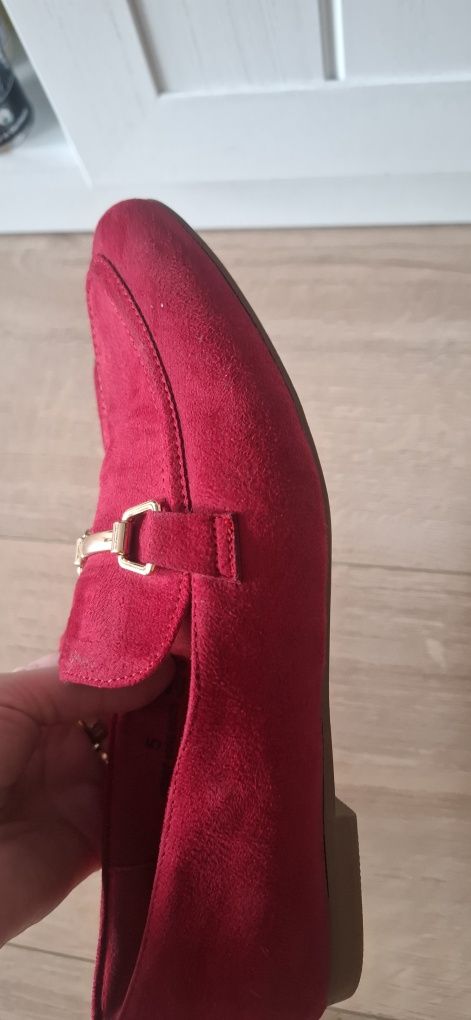 Czerwone mokasyny marks Spencer 38