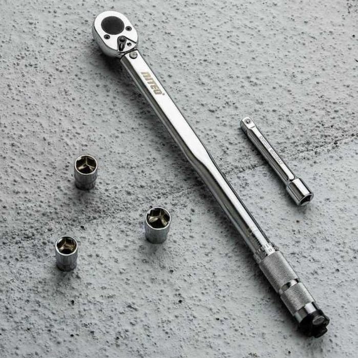 Klucz dynamometryczny Niteo Tools TW348-20