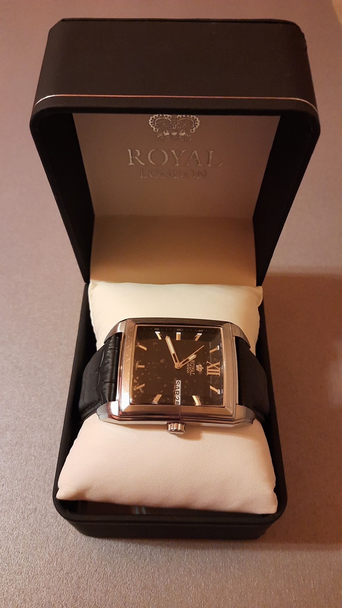 Часы мужские Royal London