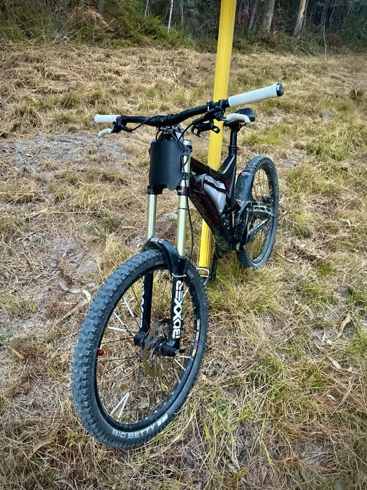 Bike Dowhill scott
