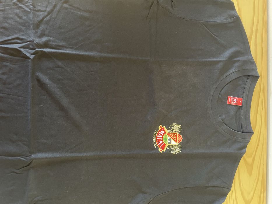 T-shirt Macal Preta