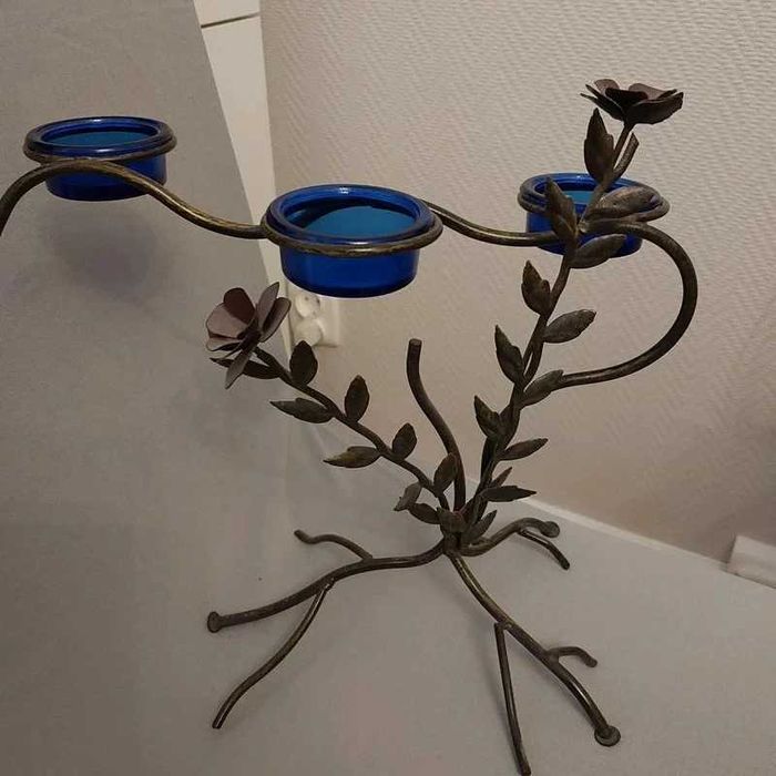 Dwa świeczniki tealight