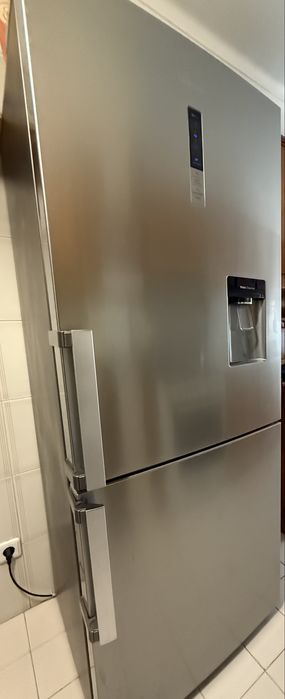 Frigorifico Samsung bem estimado