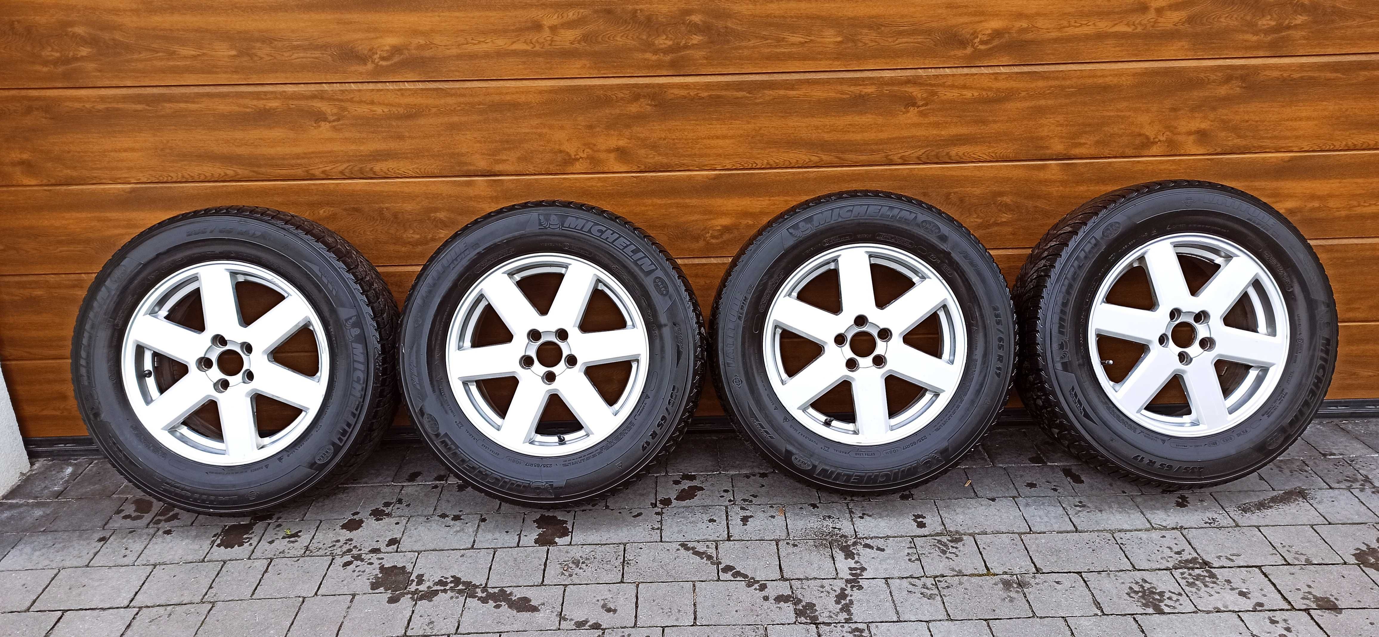 Koła, Opony Michelin 235/65R17 SUV Felgi Volvo 7Jx17 ET49 5x108