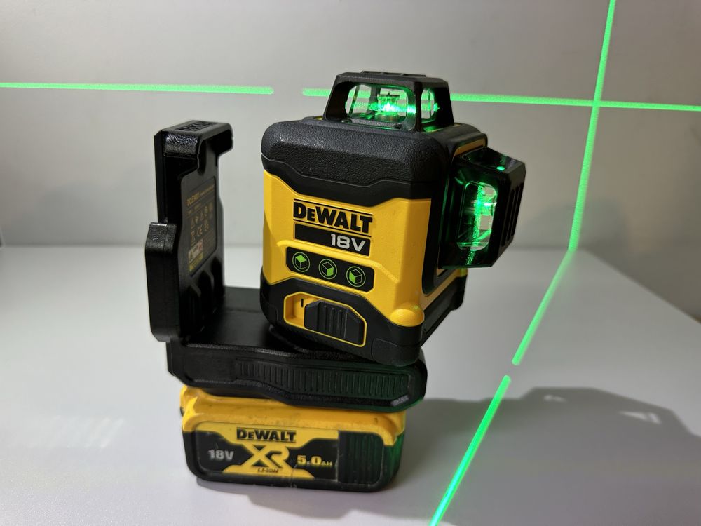 Laser krzyżowy niwelator DeWalt DCLE34031N 18V