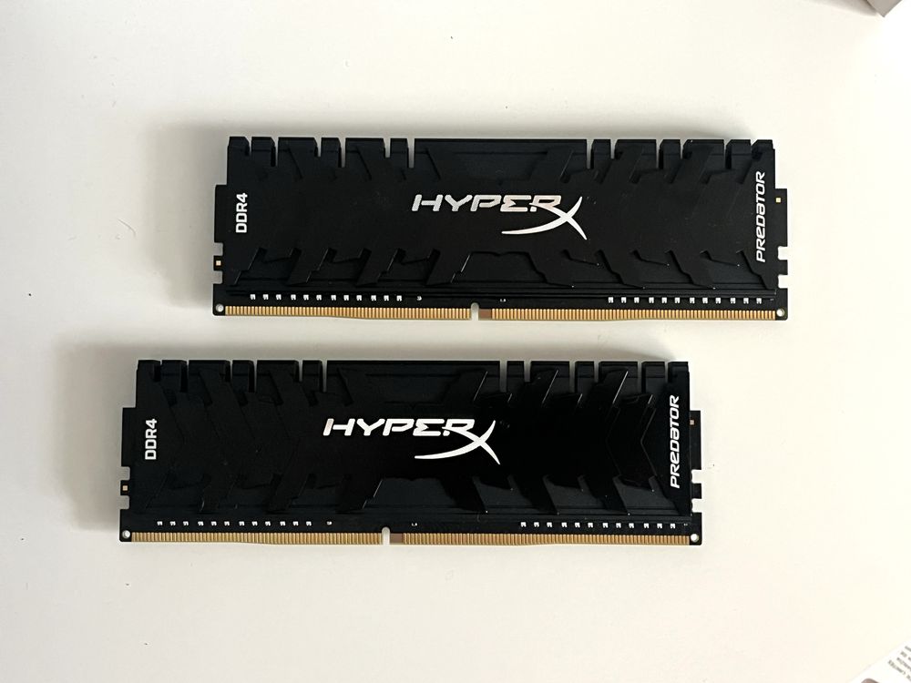 Pamięć RAM Kingston Predator DDR4 16 GB (HX426C13PB3K2/16)