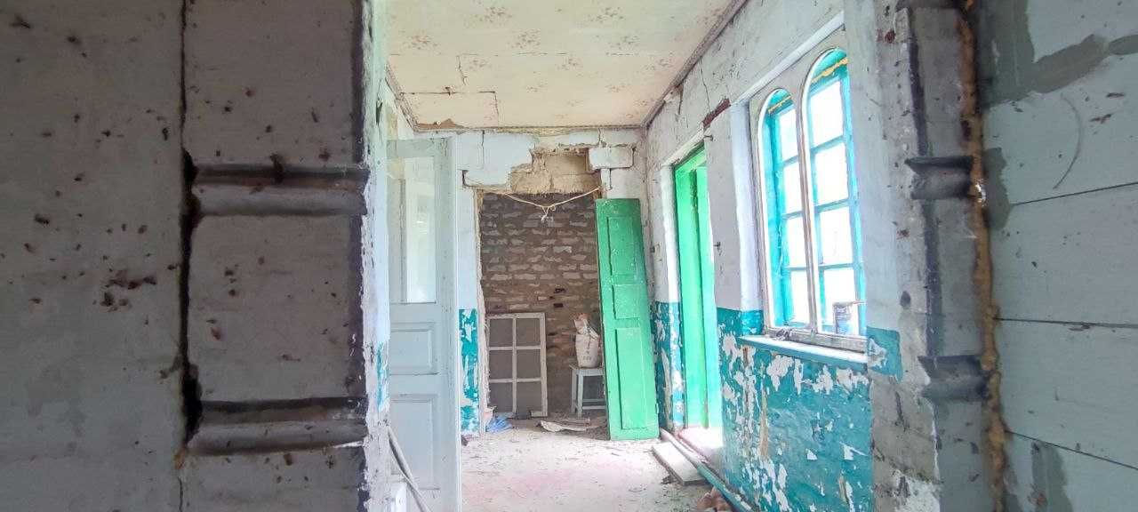 Продам будинок-дачу з документами під ремонт