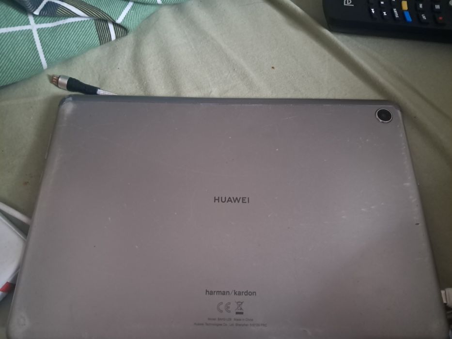 Продам планшет хуавей