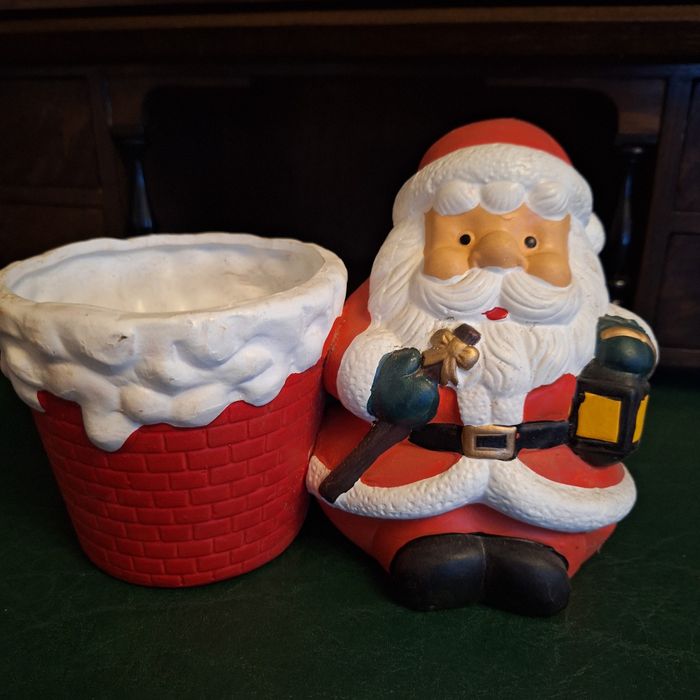 Ozdoba świąteczna Mikołaj z doniczką