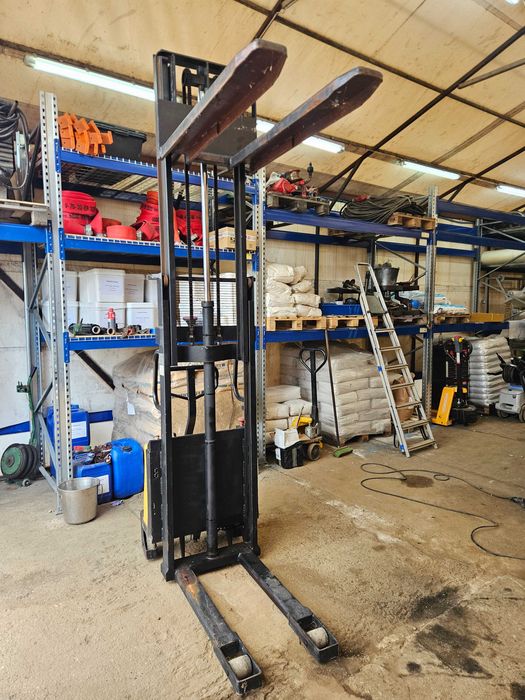 Wózek masztowy podnośnikowy paleciak wysokiego składowania Promag