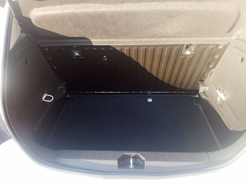 Sprzedam corsę e sprowadzoną