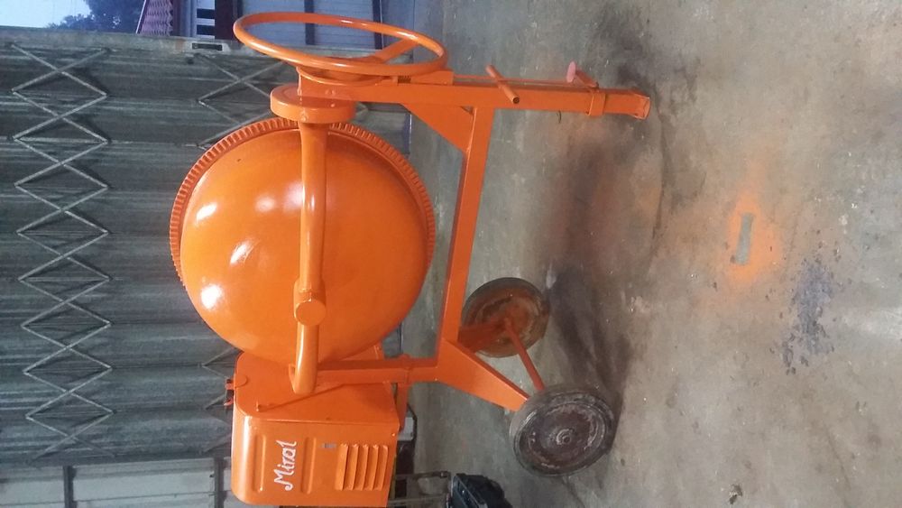 Betoneira Miral a gasolina