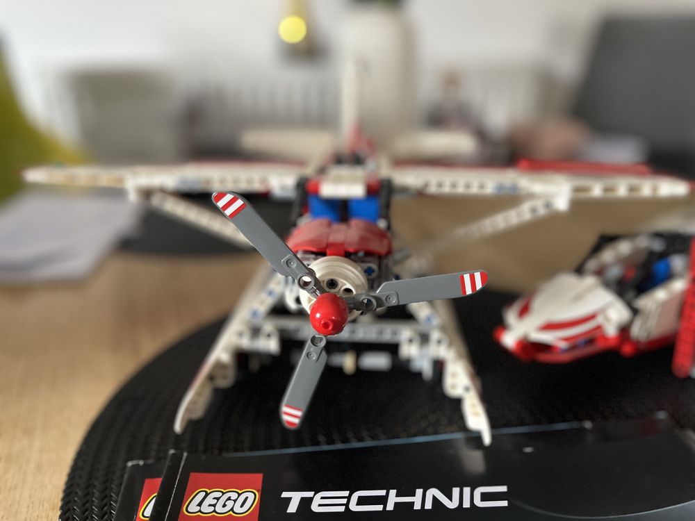 LEGO Technic Fire Plane 42040 model A i B