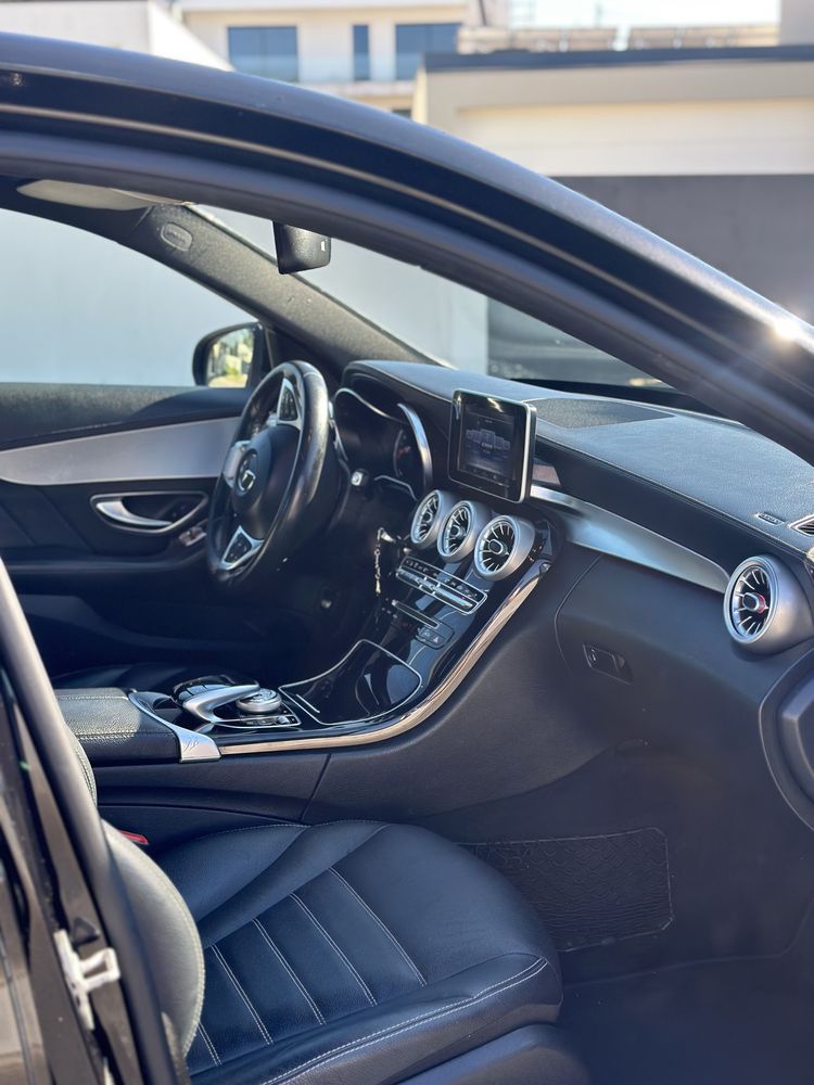 Mercedes-Benz C220 D AMG 7G-Tronic Plus