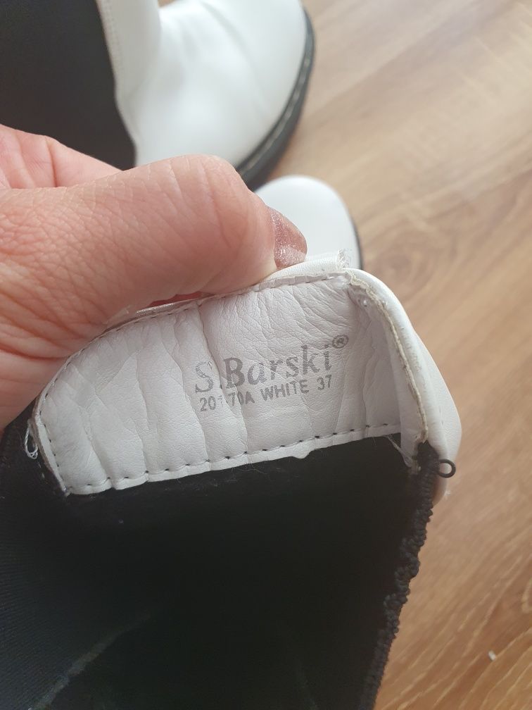 Białe botki workery, r. 37, S.Barski
